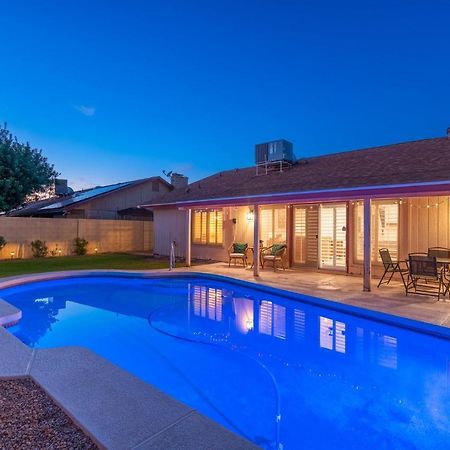 Large Pool With Diving Board, Remodeled 3Bdrm, Near State Farm Stdm And More! Peoria Exteriör bild