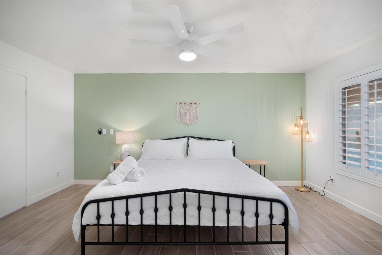 Large Pool With Diving Board, Remodeled 3Bdrm, Near State Farm Stdm And More! Peoria Exteriör bild