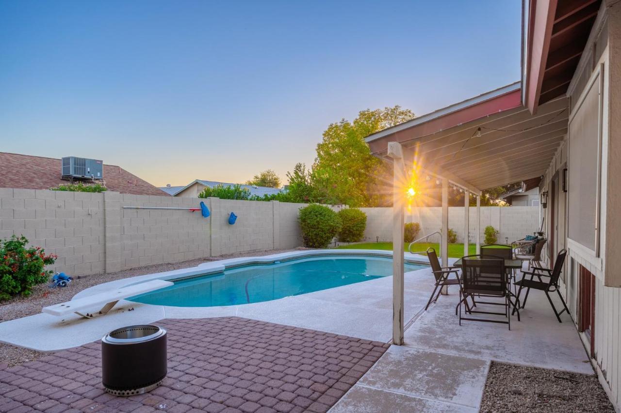 Large Pool With Diving Board, Remodeled 3Bdrm, Near State Farm Stdm And More! Peoria Exteriör bild