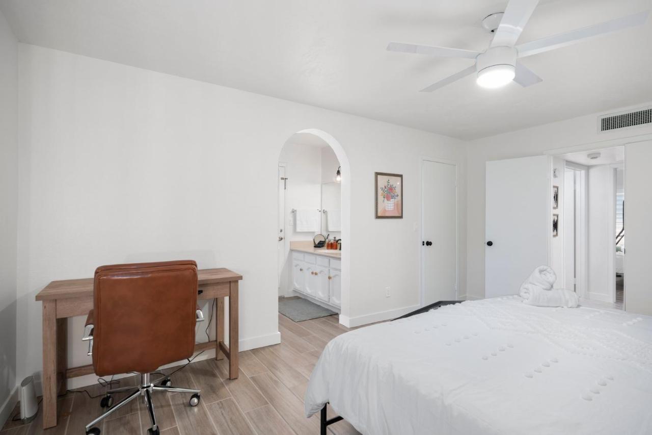 Large Pool With Diving Board, Remodeled 3Bdrm, Near State Farm Stdm And More! Peoria Exteriör bild